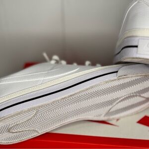 Nike White Men's Sneakers